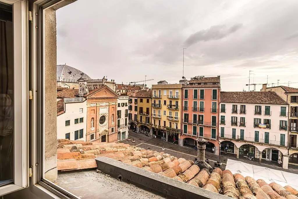 Enjoy Home - Mansarda Nel Cuore Di Padua 0*,  Italia